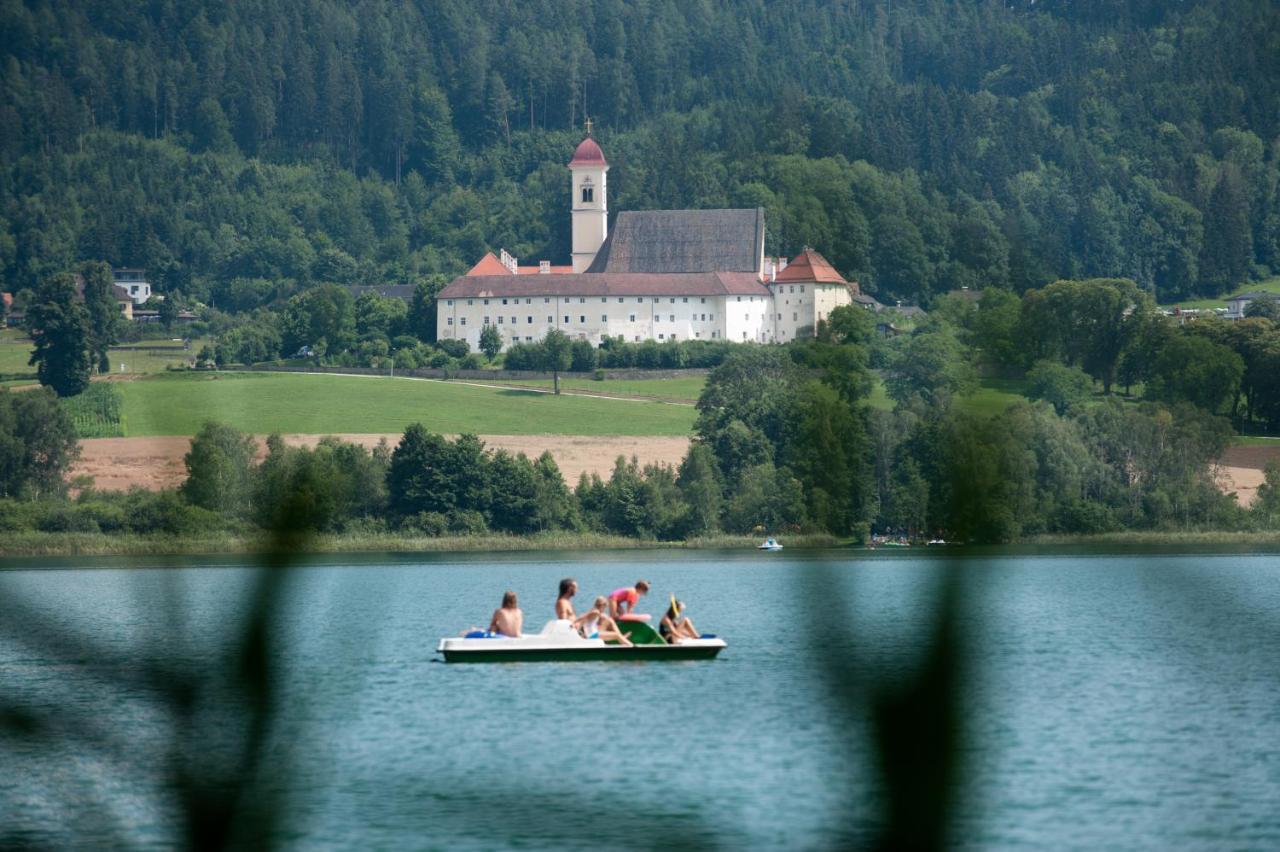 Hotel Seehof Sankt Georgen am Längsee 외부 사진